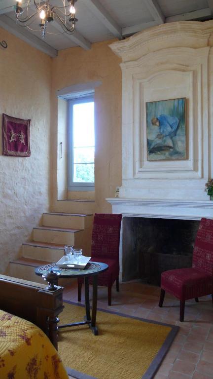 Chambres D'Hotes Logis De L'Astree Saint-Bris-des-Bois Ruang foto